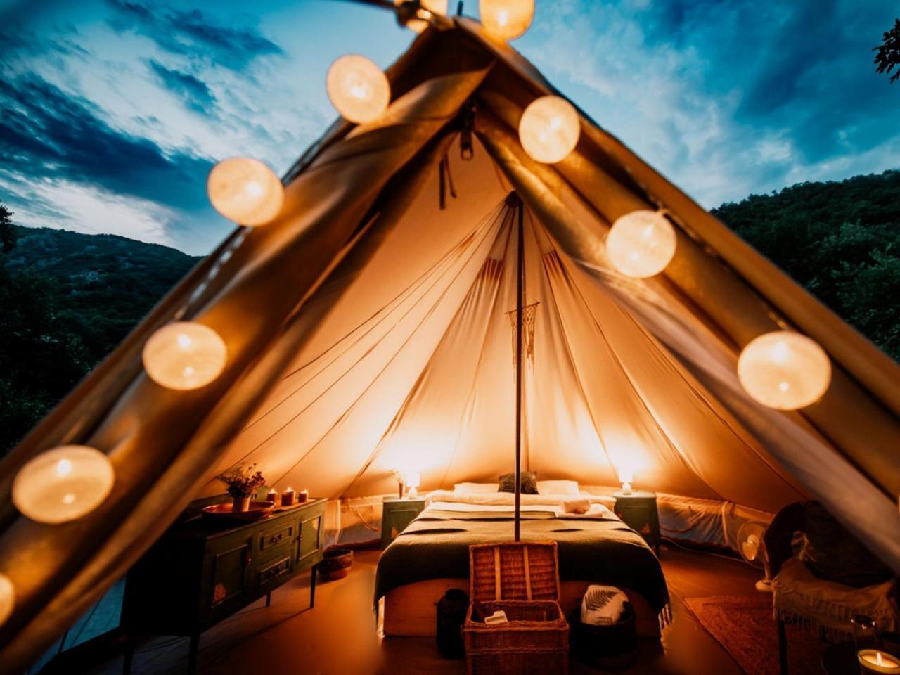 Hoopoe Glamping 호텔 비르파자르 외부 사진